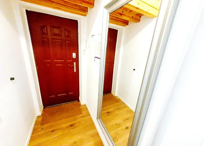 Rabaty Od 2 Nocy Cale Prywatne Mieszkanie 2 Darmowy Parking Kuchnia Lazienka Cicho Blisko Piotrkowska Galeria Sauna Park * Łódź