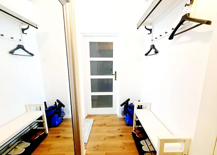 Rabaty Od 2 Nocy Cale Prywatne Mieszkanie 2 Darmowy Parking Kuchnia Lazienka Cicho Blisko Piotrkowska Galeria Sauna Park Apartamento Łódź