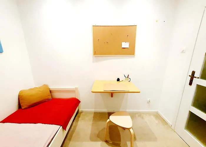 Rabaty Od 2 Nocy Cale Prywatne Mieszkanie 2 Darmowy Parking Kuchnia Lazienka Cicho Blisko Piotrkowska Galeria Sauna Park